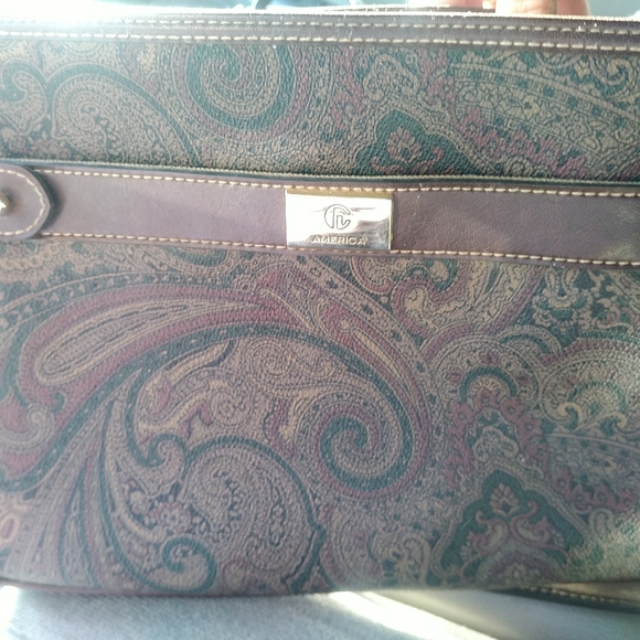 Purse - Picture 3 of 3